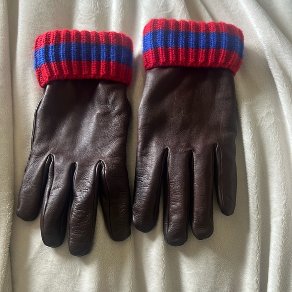 Leather Gucci Gloves - Picture 1 of 8